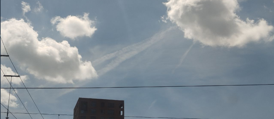 Epandages aériens, chemtrails, pollution de l'atmosphère.